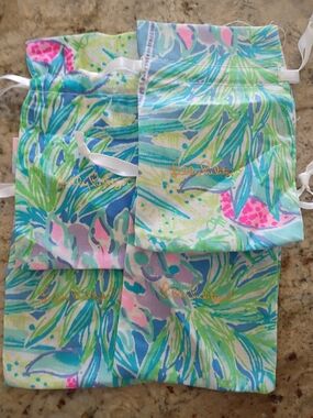Lilly Pulitzer 4 Drawstring Pouches - Tropical Watercolor Print